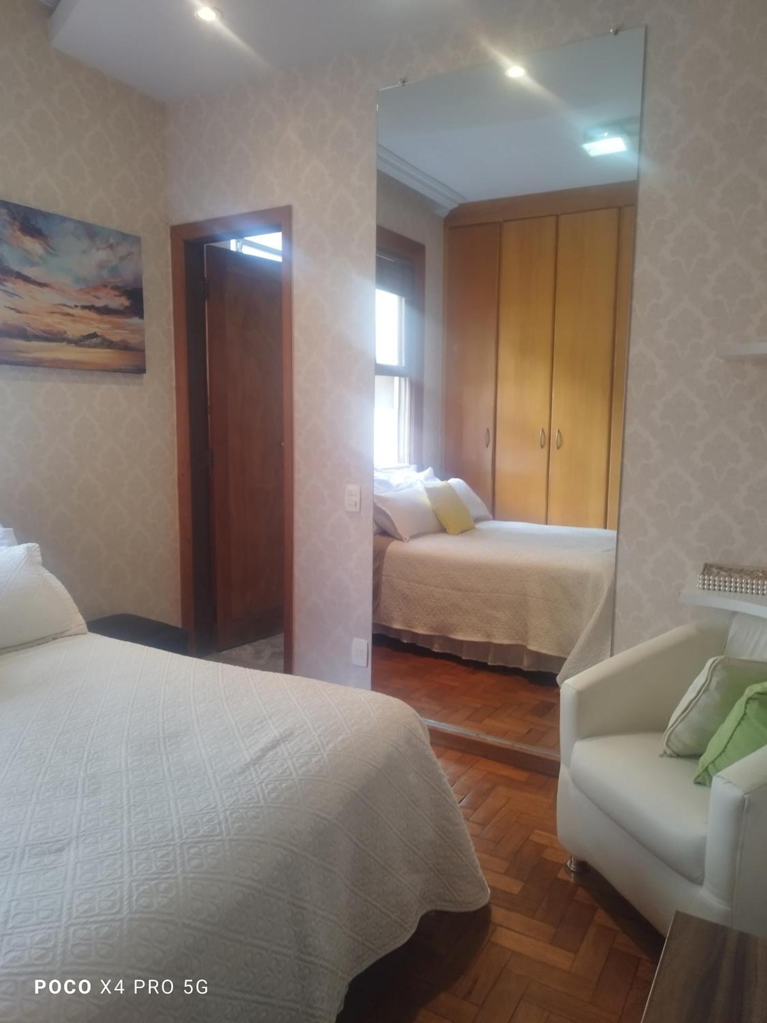 Quarto Suite -Em Apartamento Familiar ベロ・オリゾンテ エクステリア 写真