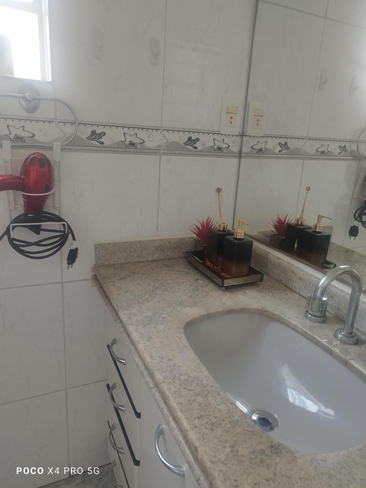 Quarto Suite -Em Apartamento Familiar ベロ・オリゾンテ エクステリア 写真